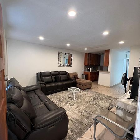 Lovely Single Apartment Los Angeles Exterior photo